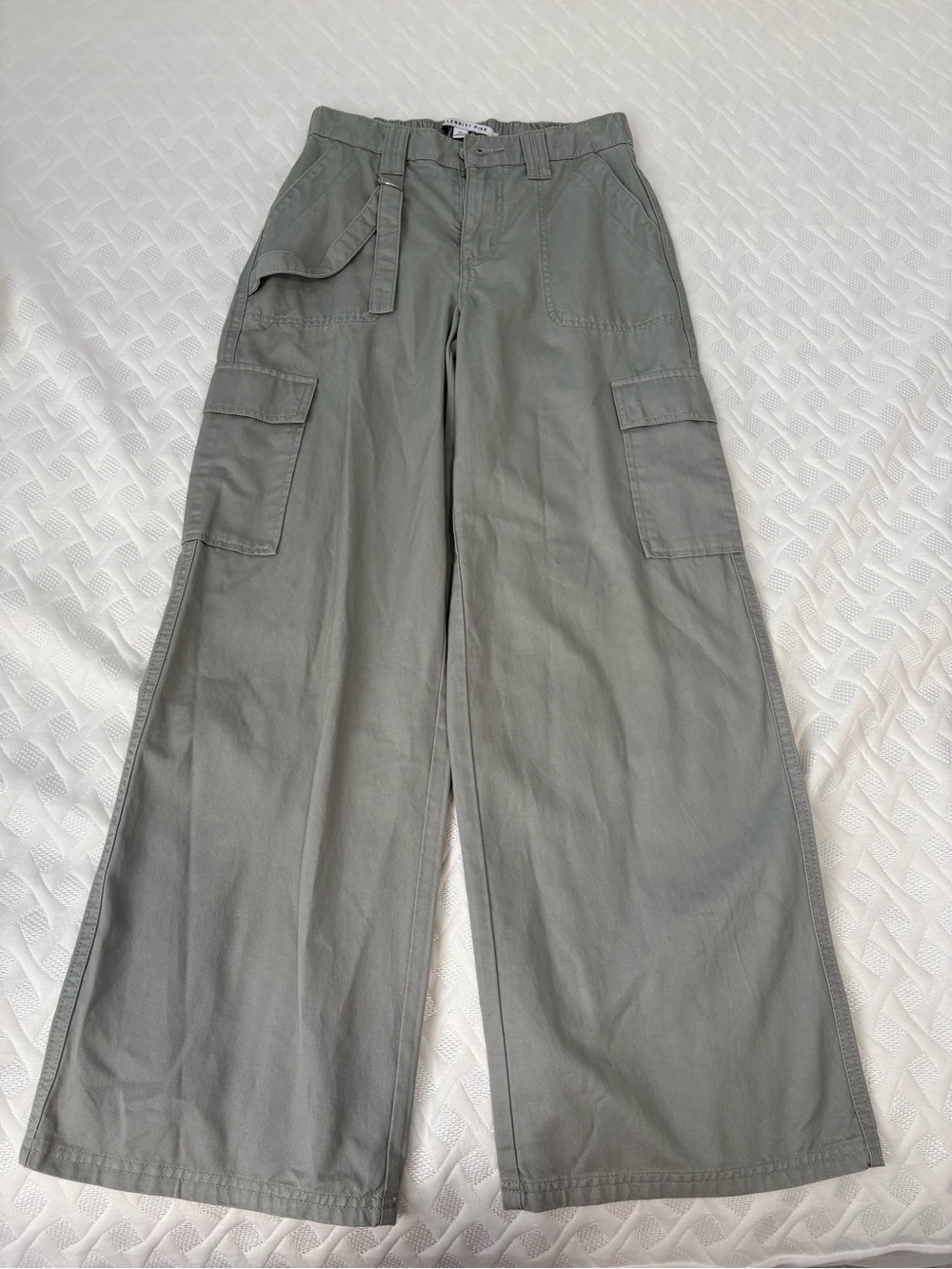 Celebrity Pink Greyish-Blue Cargo Wide-Leg Pants XS